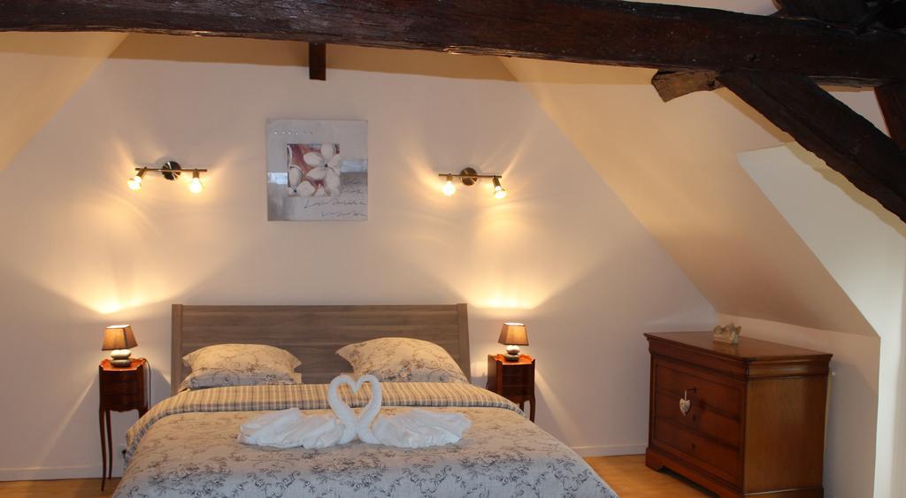 Gites A L'Ombre Des Chenes Chateauvieux  Bilik gambar