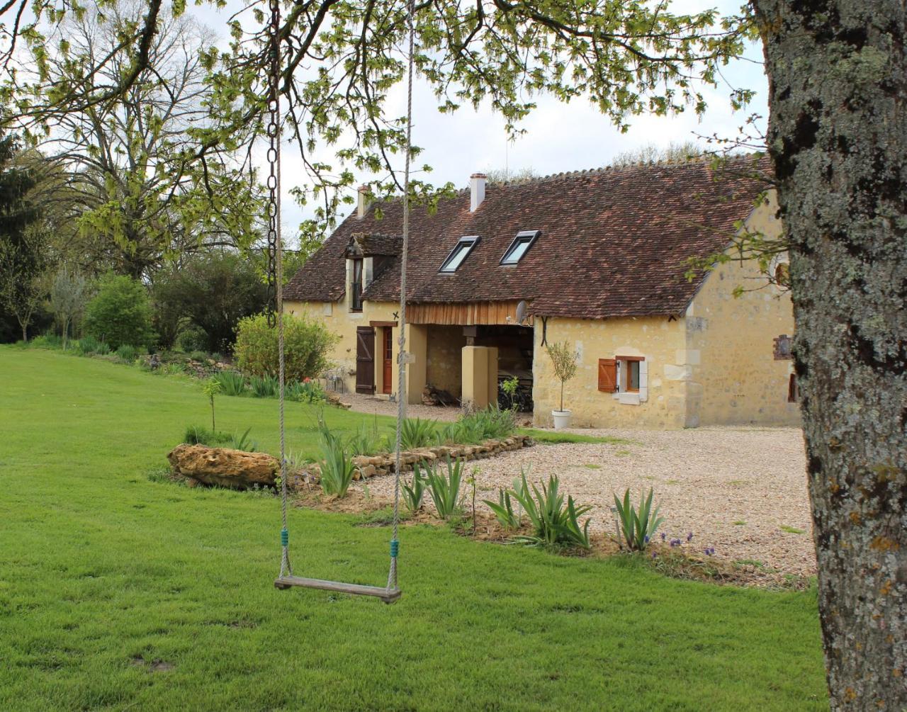 Gites A L'Ombre Des Chenes Chateauvieux  Luaran gambar